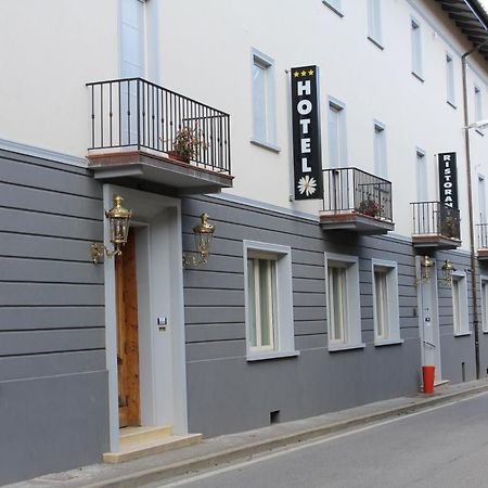 Hotel Margherita Montepiano Buitenkant foto